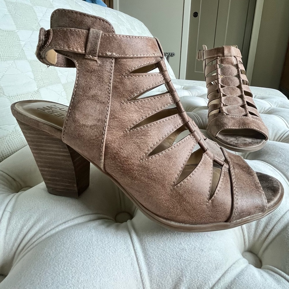 Naturalizer Brown Strappy Heels